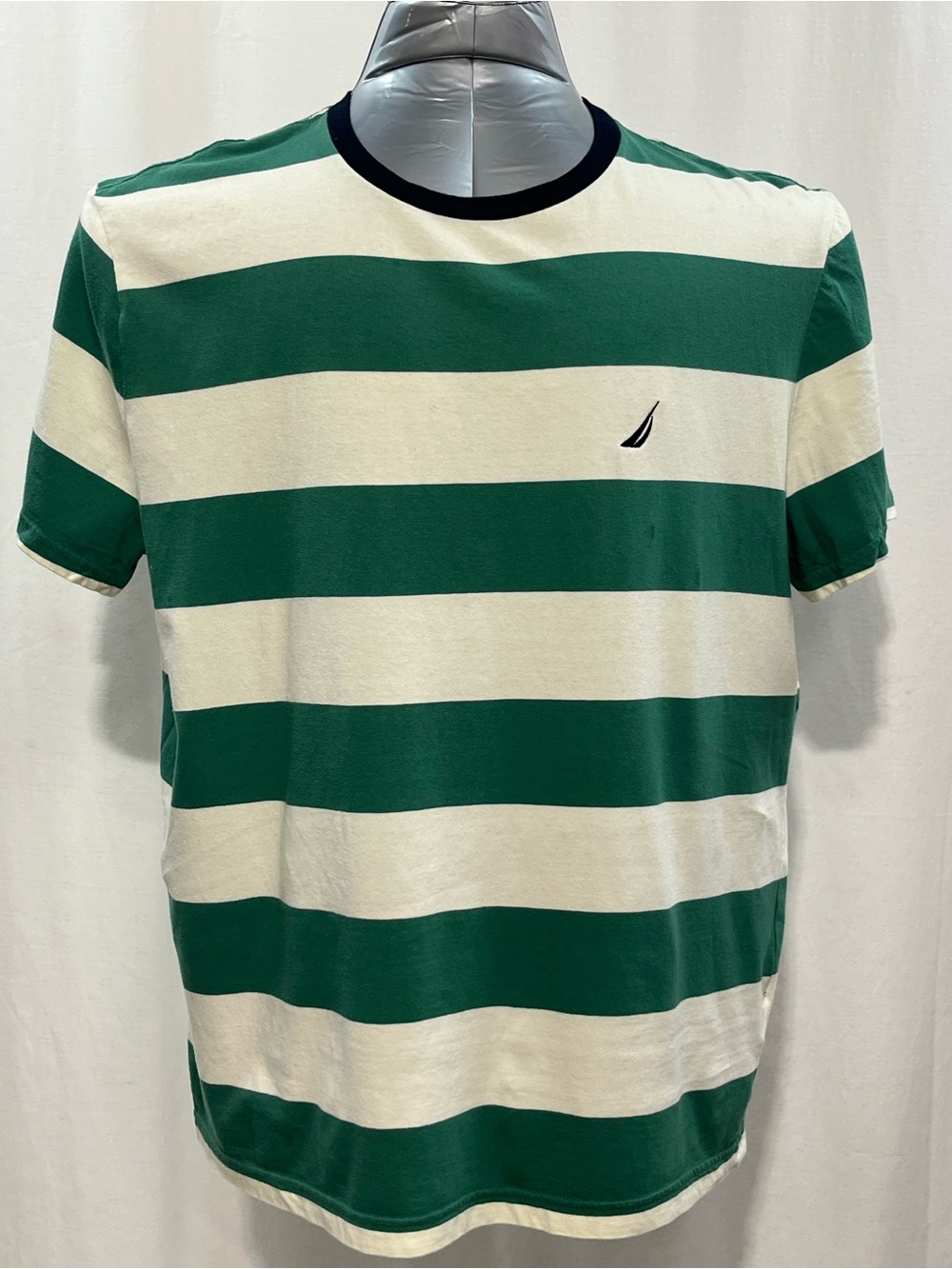 Nautica Green & creme men’s Striped Crewneck Tee XL casual boating park 1421